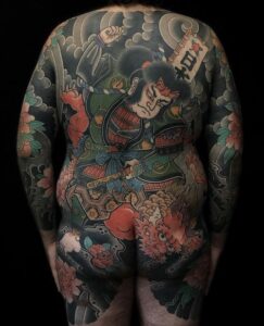 tatuaż na plecach irezumi
